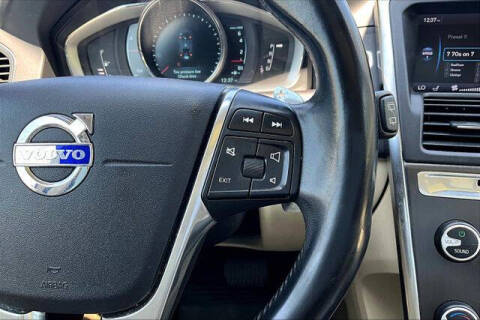 2014 Volvo XC60 T6 Premier Plus