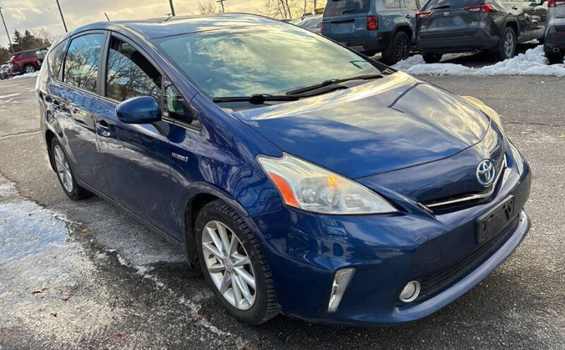 2012 Toyota Prius v Three
