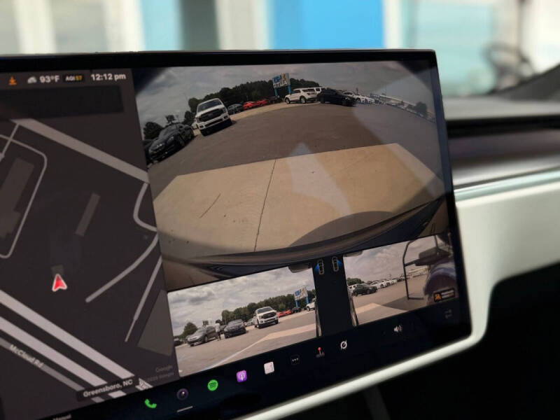 2022 Tesla Model S Plaid
