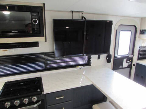 2025 Forest River AVENGER 25