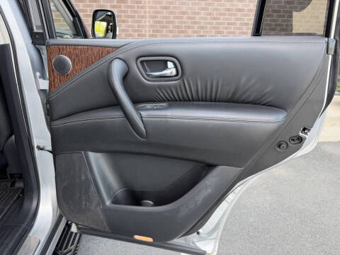 2017 Nissan Armada Platinum