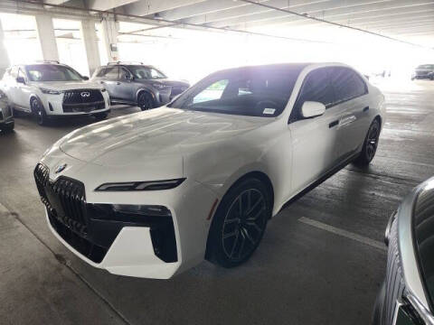 2023 BMW 7 Series 740i