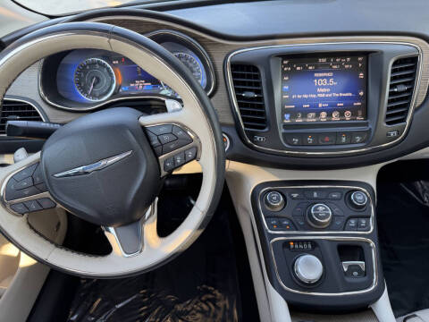2015 Chrysler 200 C