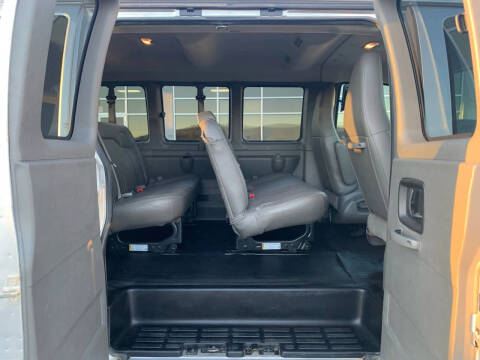 2016 Chevrolet Express LS 3500