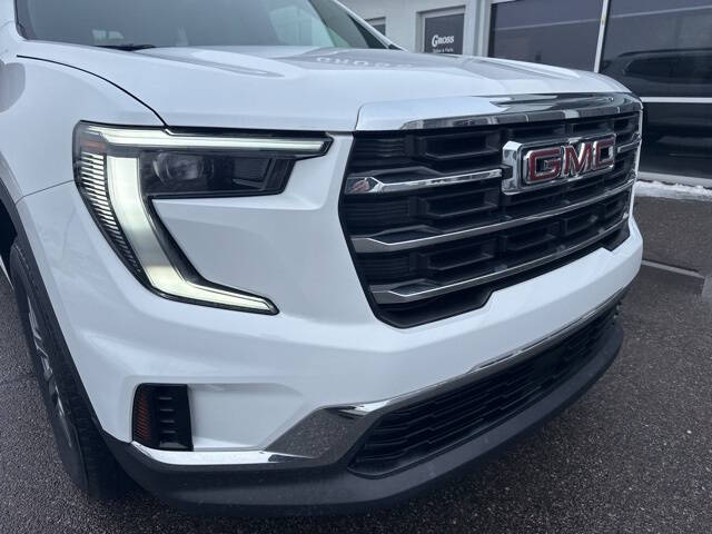 2025 GMC Acadia Elevation