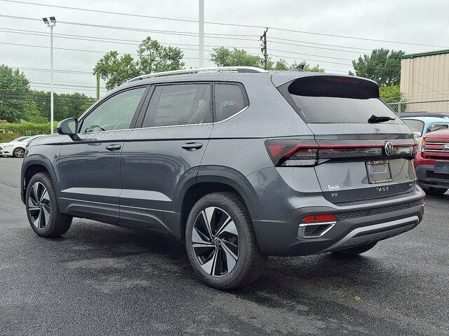 2025 Volkswagen Taos SE 4Motion