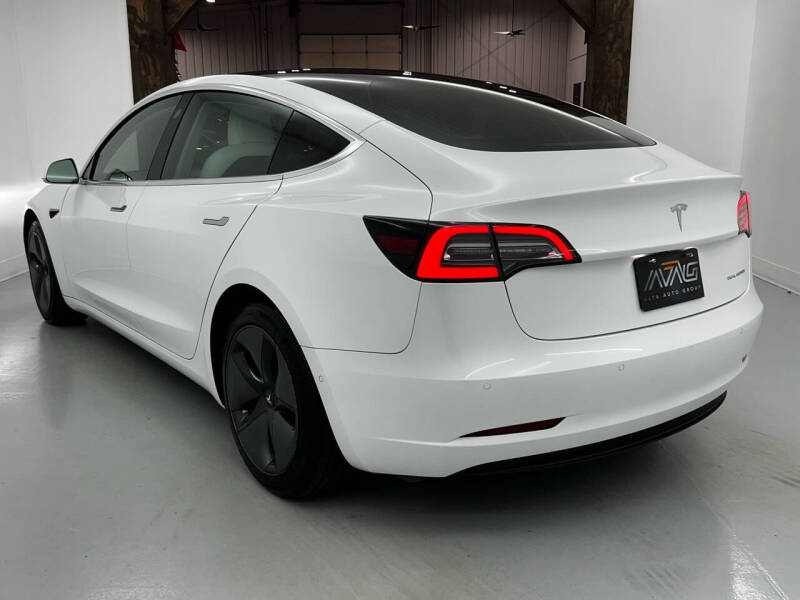 2020 Tesla Model 3 Base photo 5