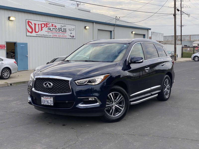 2018 Infiniti QX60 for sale at SUPER AUTO SALES STOCKTON in Stockton CA