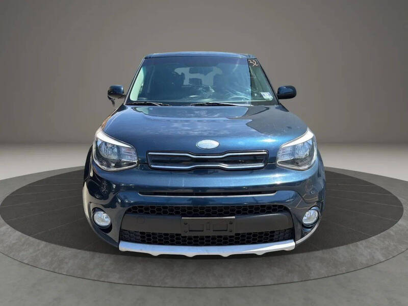 2019 Kia Soul +