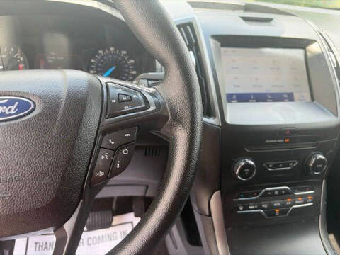 2020 Ford Edge SE