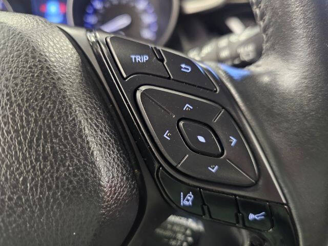 2021 Toyota C-HR LE