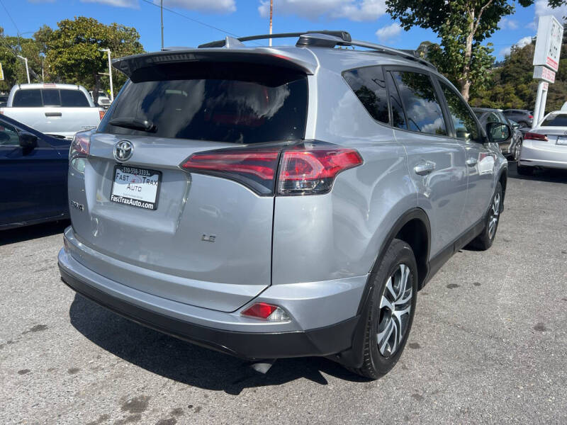 2018 Toyota RAV4 LE