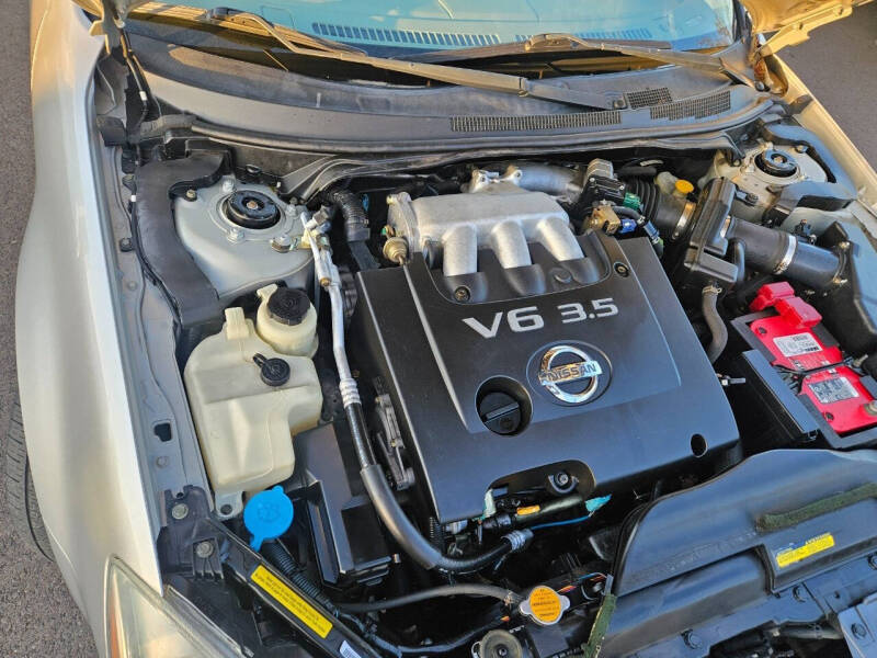 2004 Nissan Altima 3.5 SE