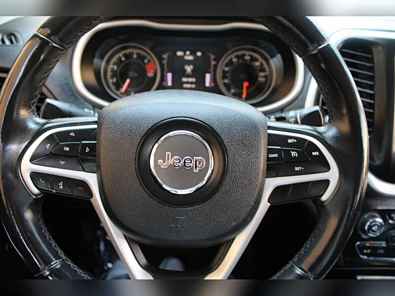 2018 Jeep Cherokee Latitude Plus