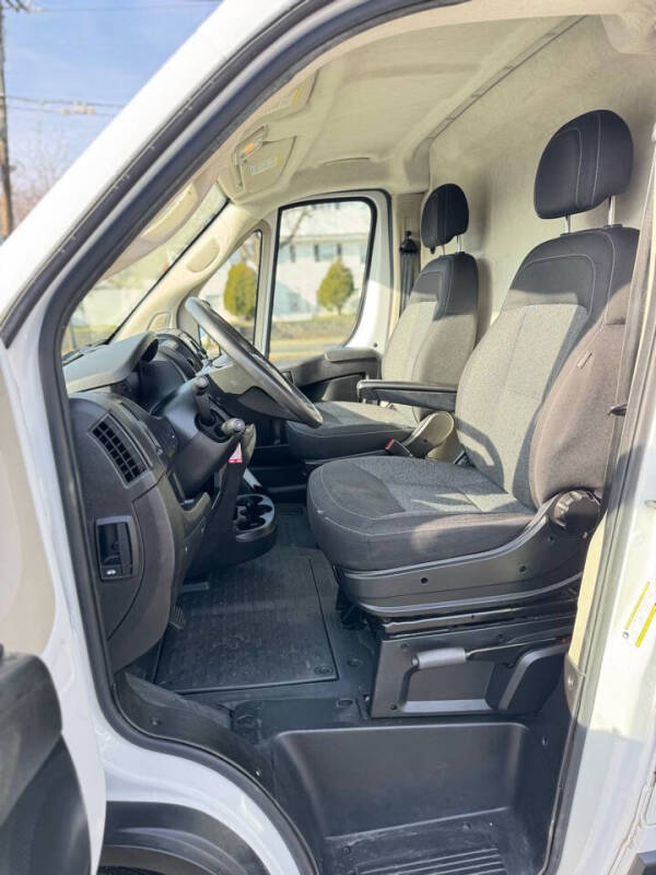 2020 RAM ProMaster Cargo Van Base photo 18