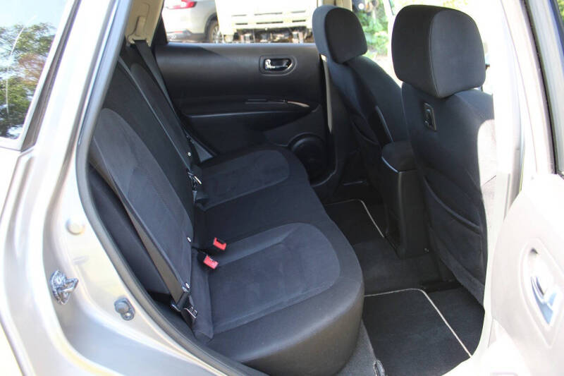 2012 Nissan Rogue S