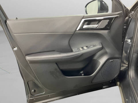2026 Mitsubishi Outlander LE