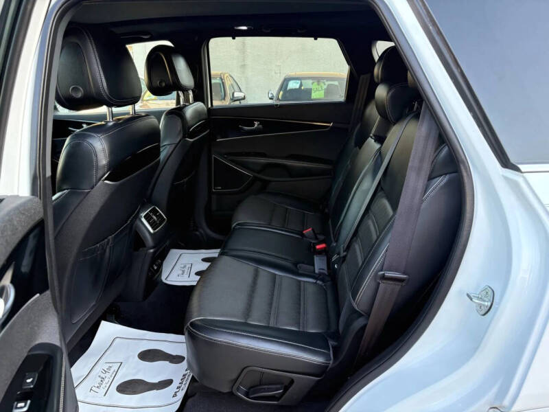 2016 Kia Sorento SX Limited