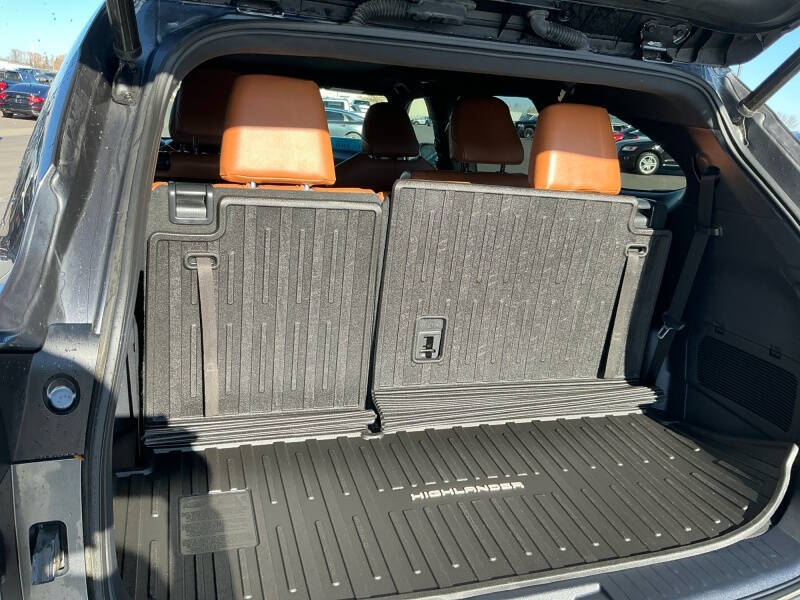 2020 Toyota Highlander Platinum