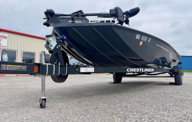 2023 Crestliner XFC 189 for sale at Truman Lake Marine in Warsaw, MO