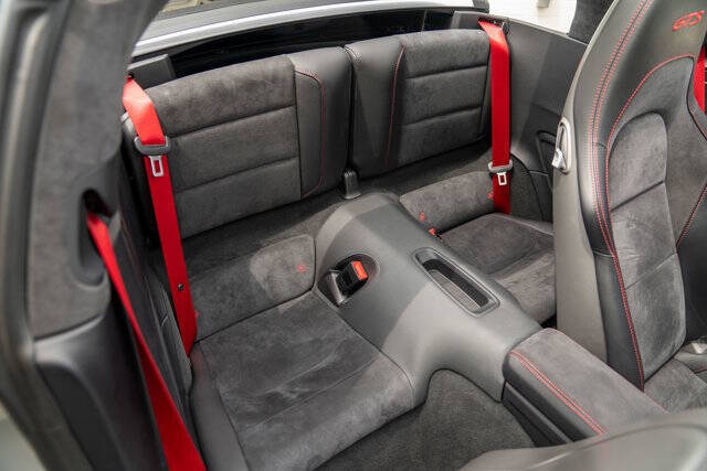 2019 Porsche 911 32