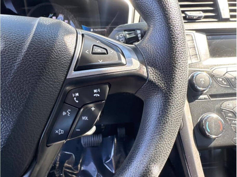 2018 Ford Fusion Hybrid SE