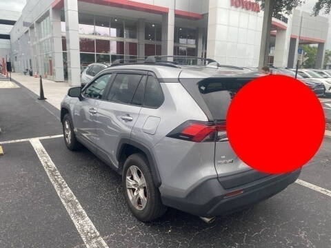 2020 Toyota RAV4 XLE