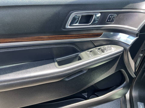 2017 Ford Explorer Limited