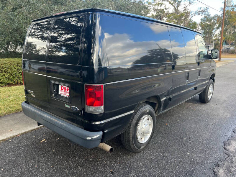 2012 Ford E-Series Econoline Van Commercial photo 2