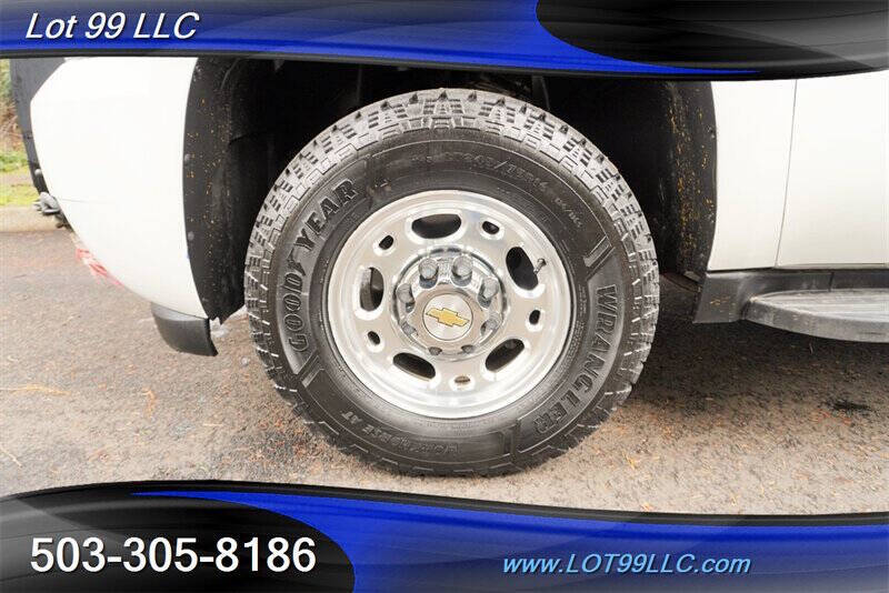 2012 Chevrolet Suburban Fleet 2500