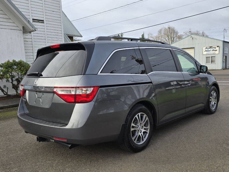 2011 Honda Odyssey EX-L w/DVD
