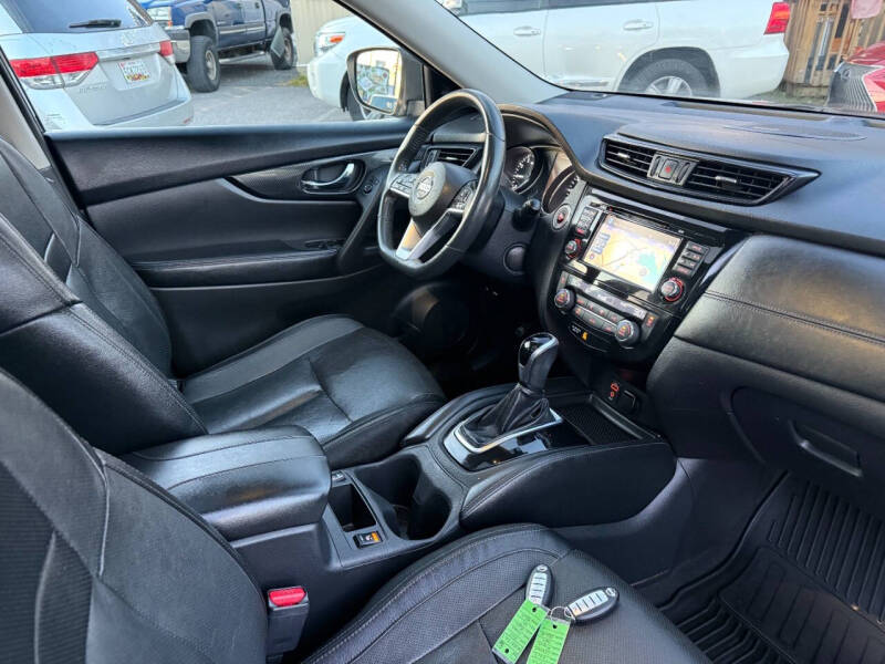 2017 Nissan Rogue Hybrid