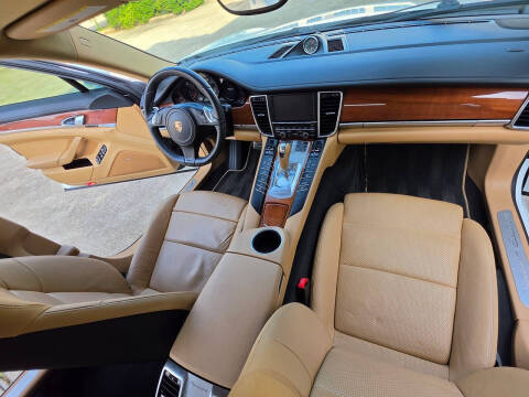 2013 Porsche Panamera 4