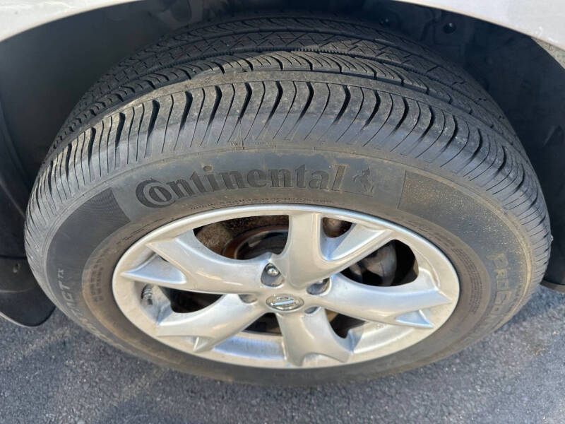 2011 Nissan Rogue SV