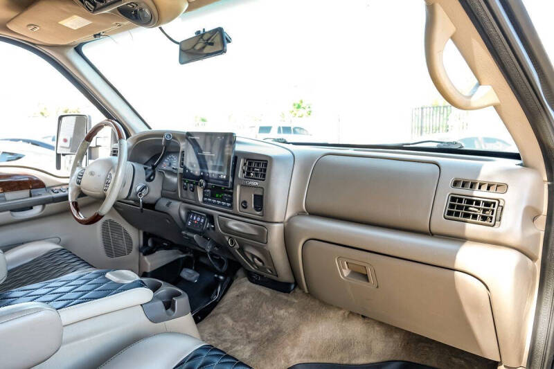 2002 Ford Excursion Limited