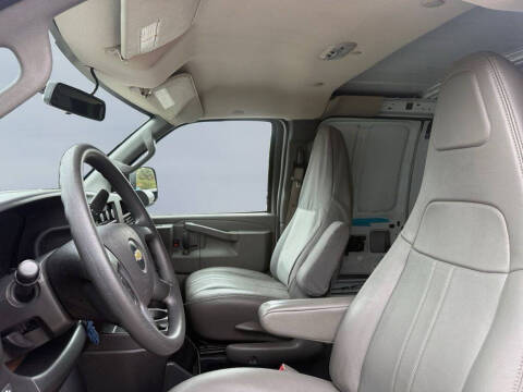 2019 Chevrolet Express 2500