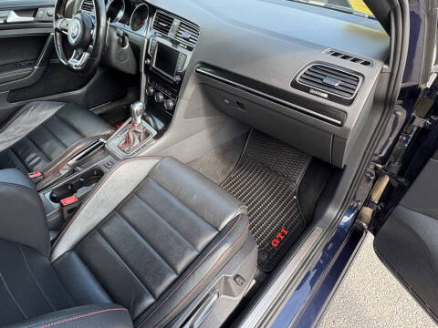 2016 Volkswagen Golf GTI SE