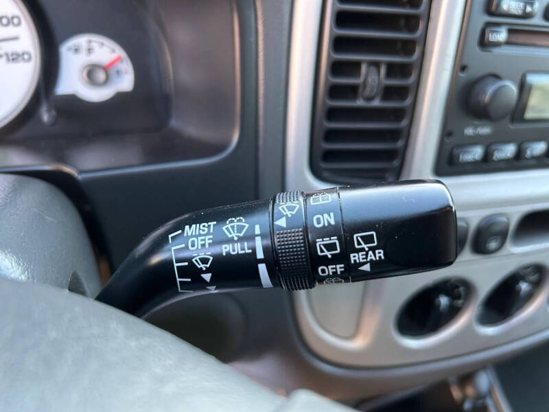2005 Ford Escape XLT