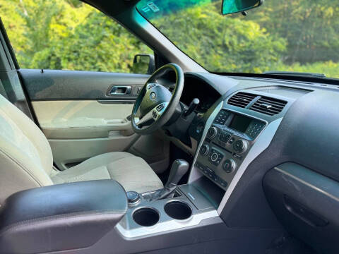 2013 Ford Explorer