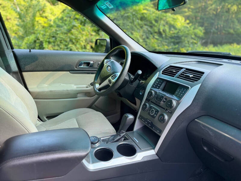 2013 Ford Explorer