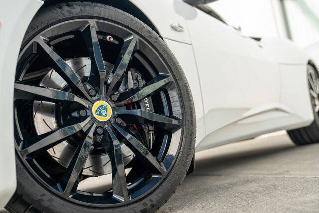 2011 Lotus Evora 5