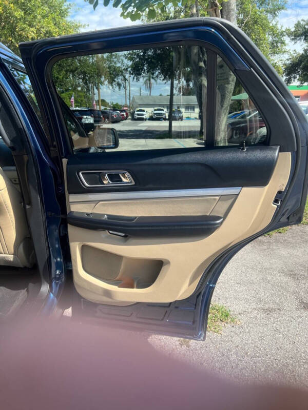2017 Ford Explorer XLT