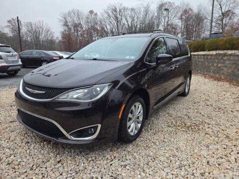 2017 Chrysler Pacifica Touring Plus