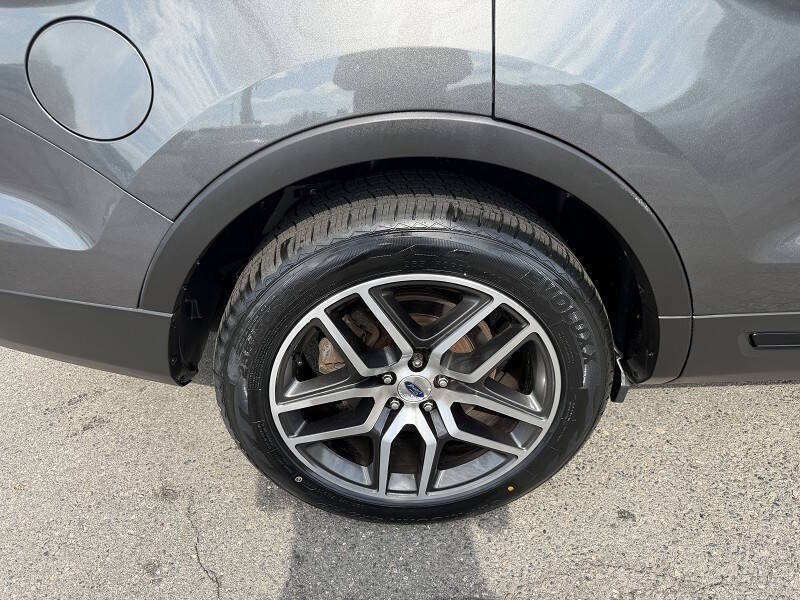 2017 Ford Explorer Sport