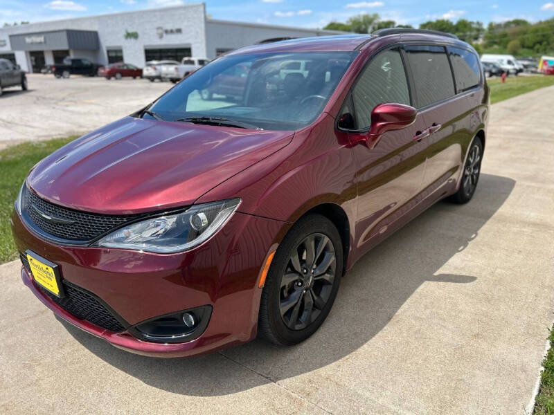 2018 Chrysler Pacifica Touring L Plus