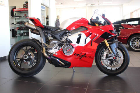 2024 Ducati Panigale V4 R