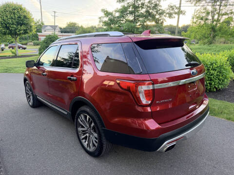 2017 Ford Explorer Platinum