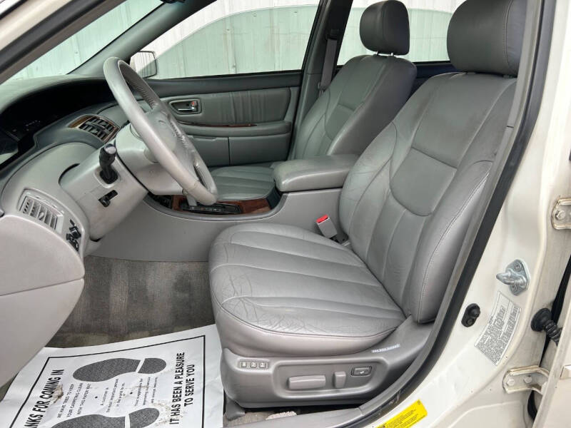 2000 Toyota Avalon XLS