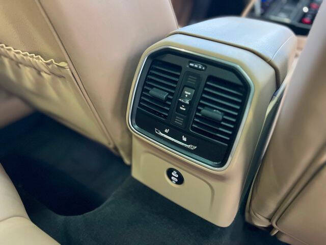 2023 Porsche Macan