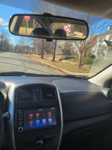 2019 Nissan Versa S Plus